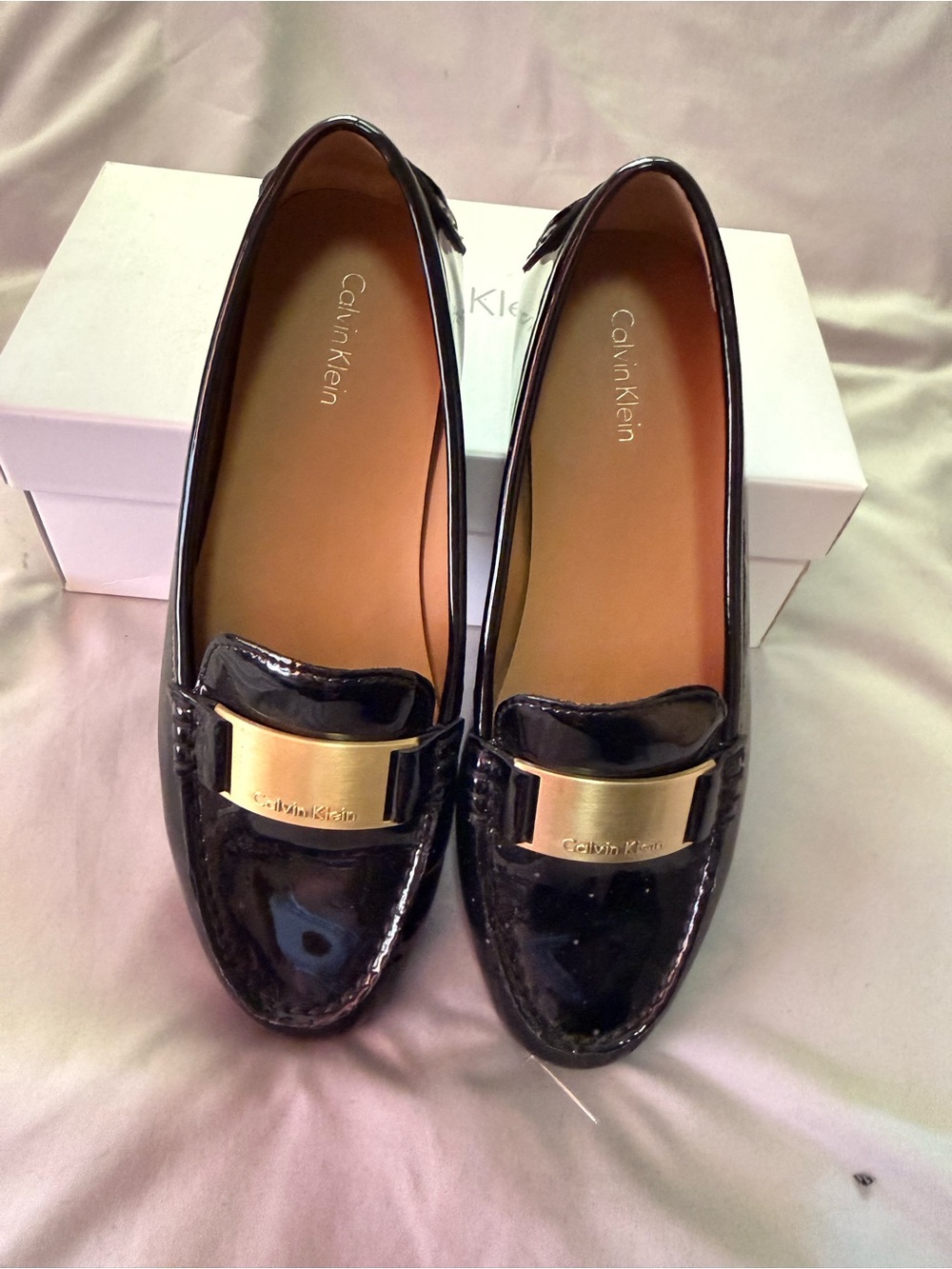 Calvin Klein Black Patent Leather Loafers with Gold Plating Sz 9